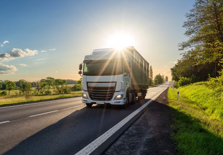 lorry using ai distraction cameras